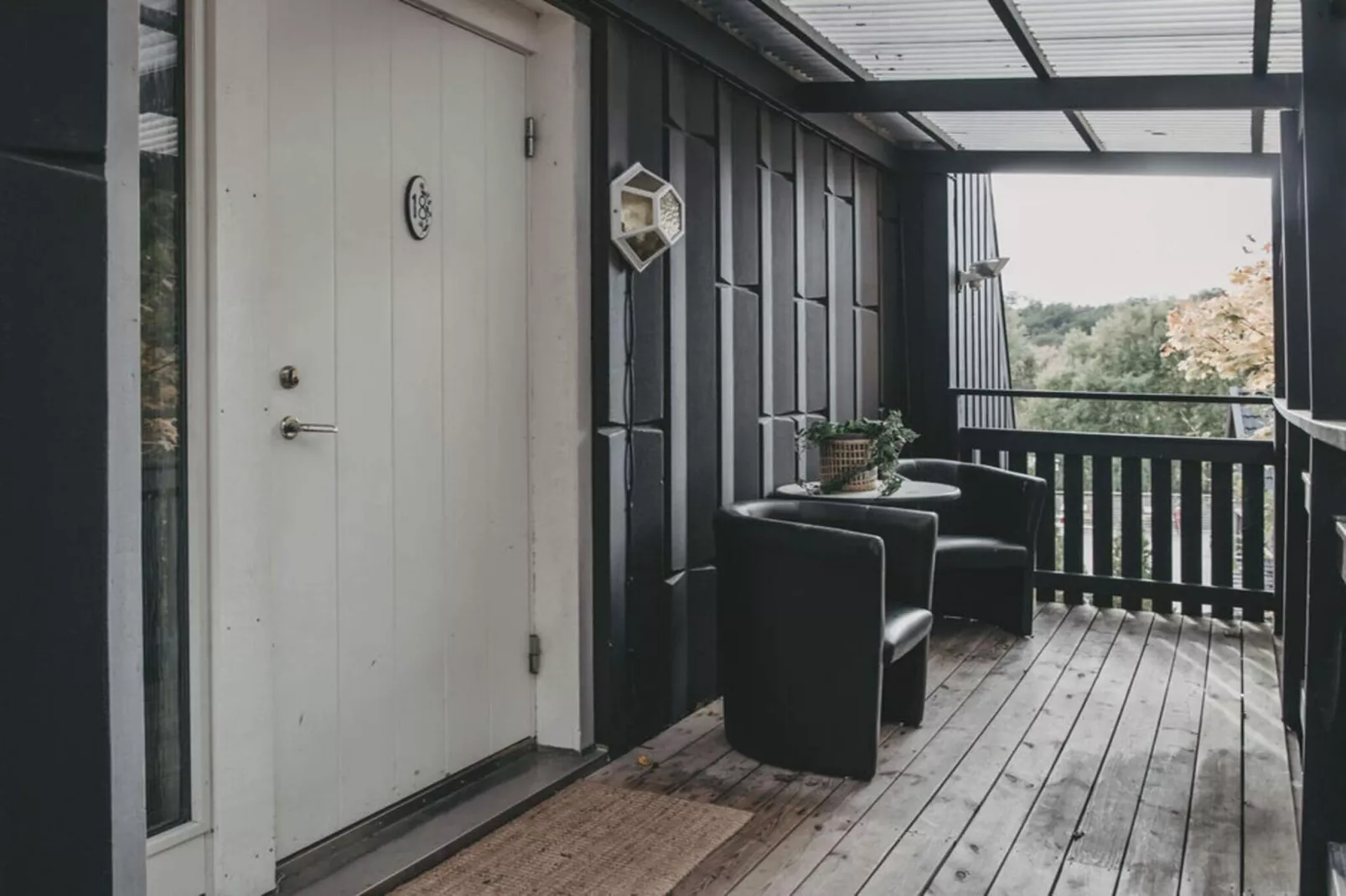 Vacation home with free breakfast-Indoor