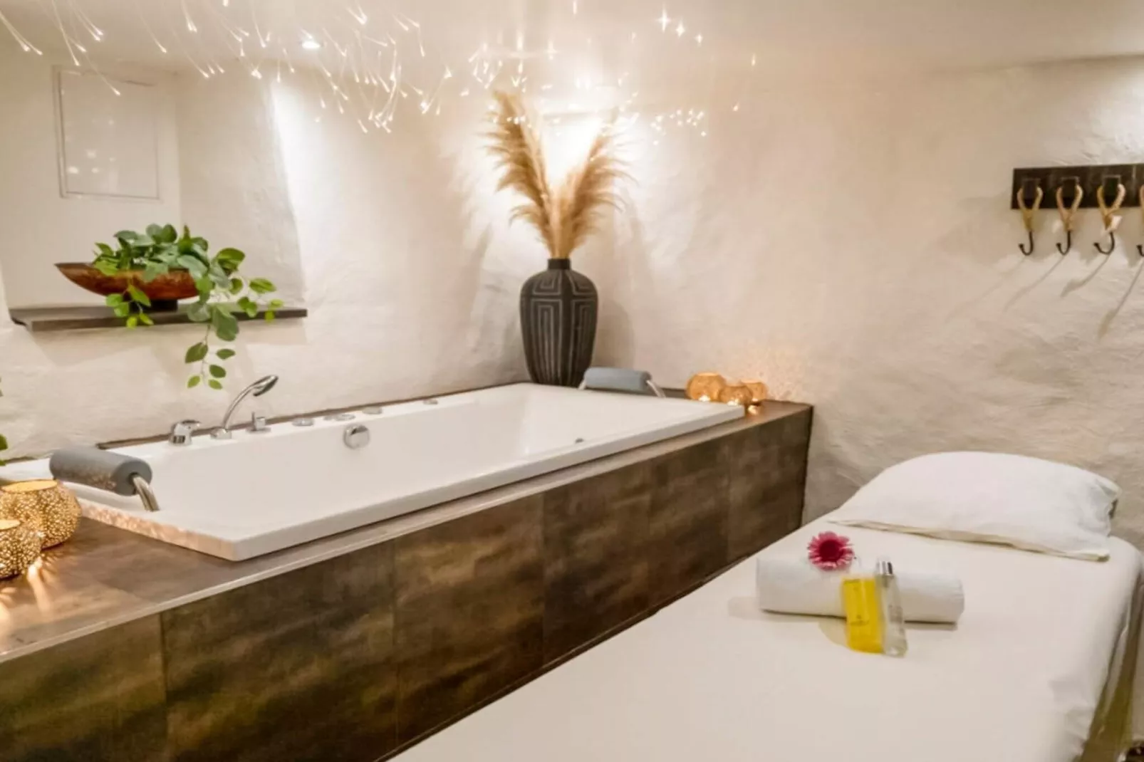 Inviting vacation home with breakfast-Indoor