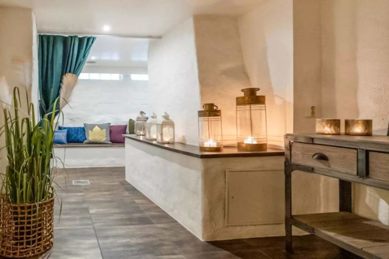 Attractive vacation home with free-breakfast-Indoor
