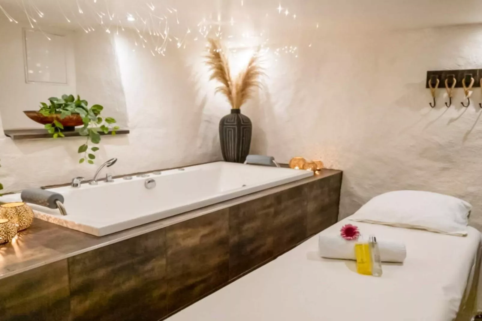 Lebhaftes Ferienhaus mit Gratis-Frühstück-Innen