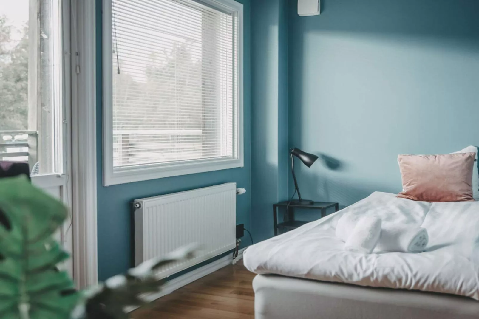 Lebhaftes Ferienhaus mit Gratis-Frühstück-Innen
