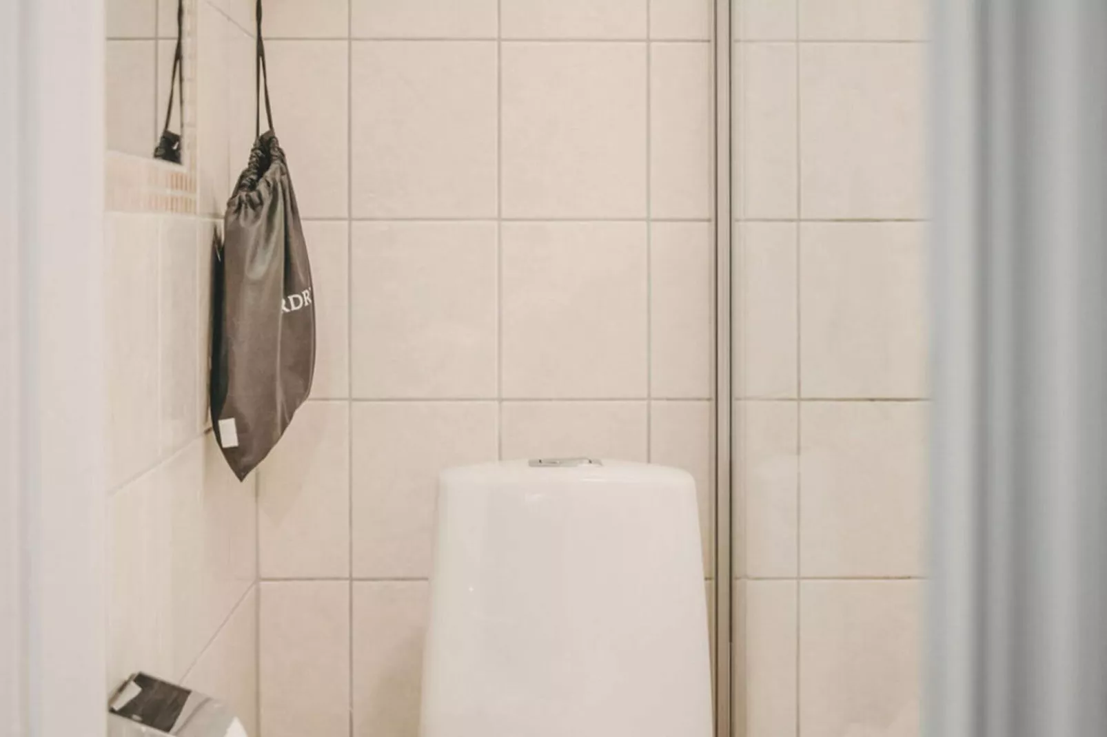 Lebhaftes Ferienhaus mit Gratis-Frühstück-Innen