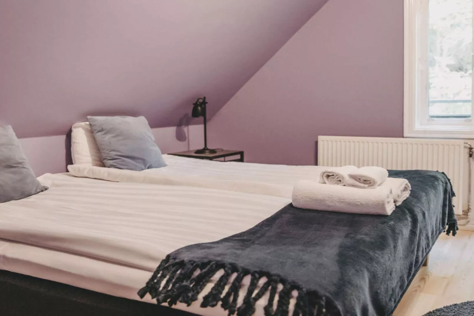 Lovely room with a free breakfast-Indoor