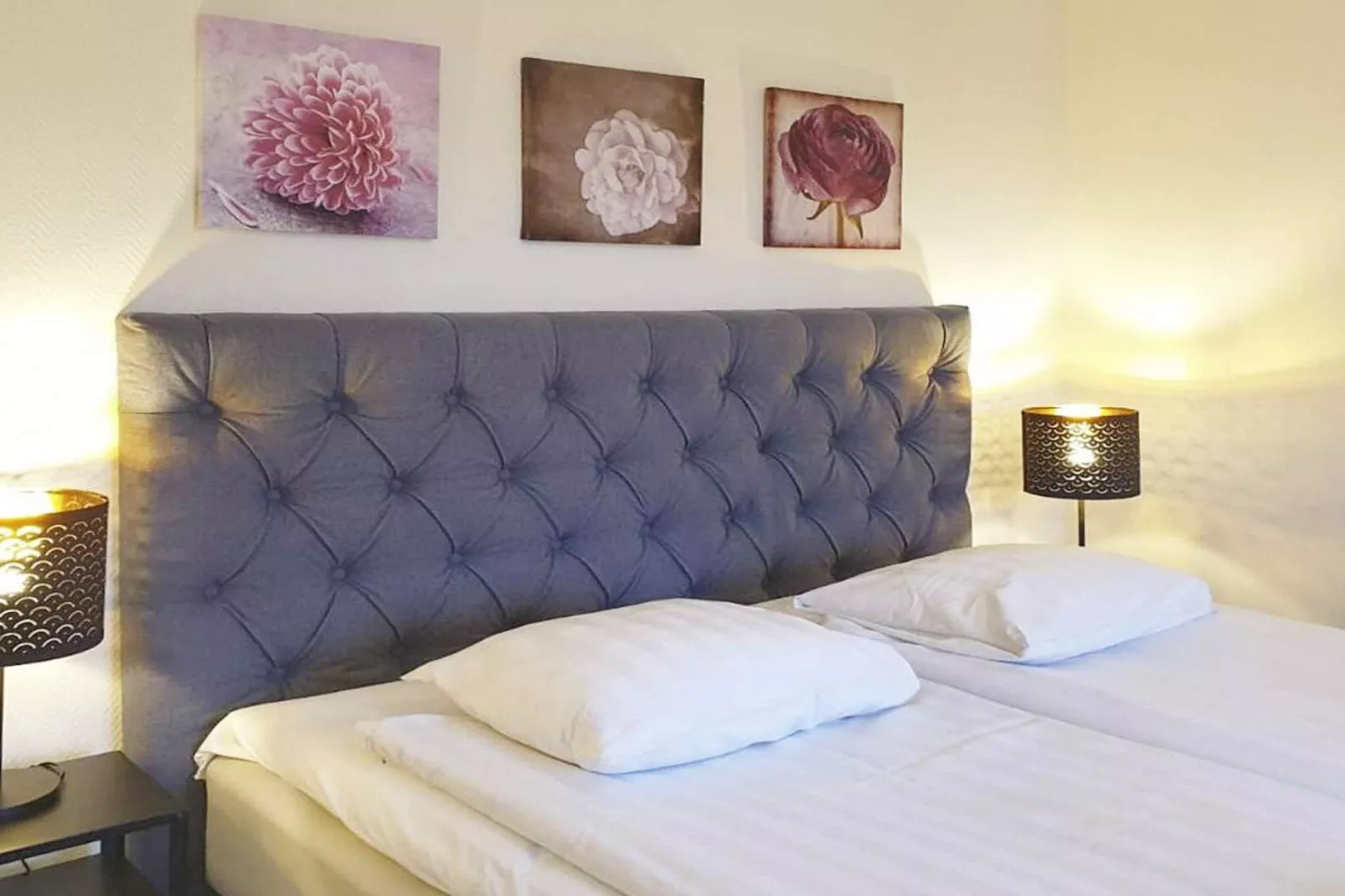 Inviting hotel room with free breakfast-Indoor