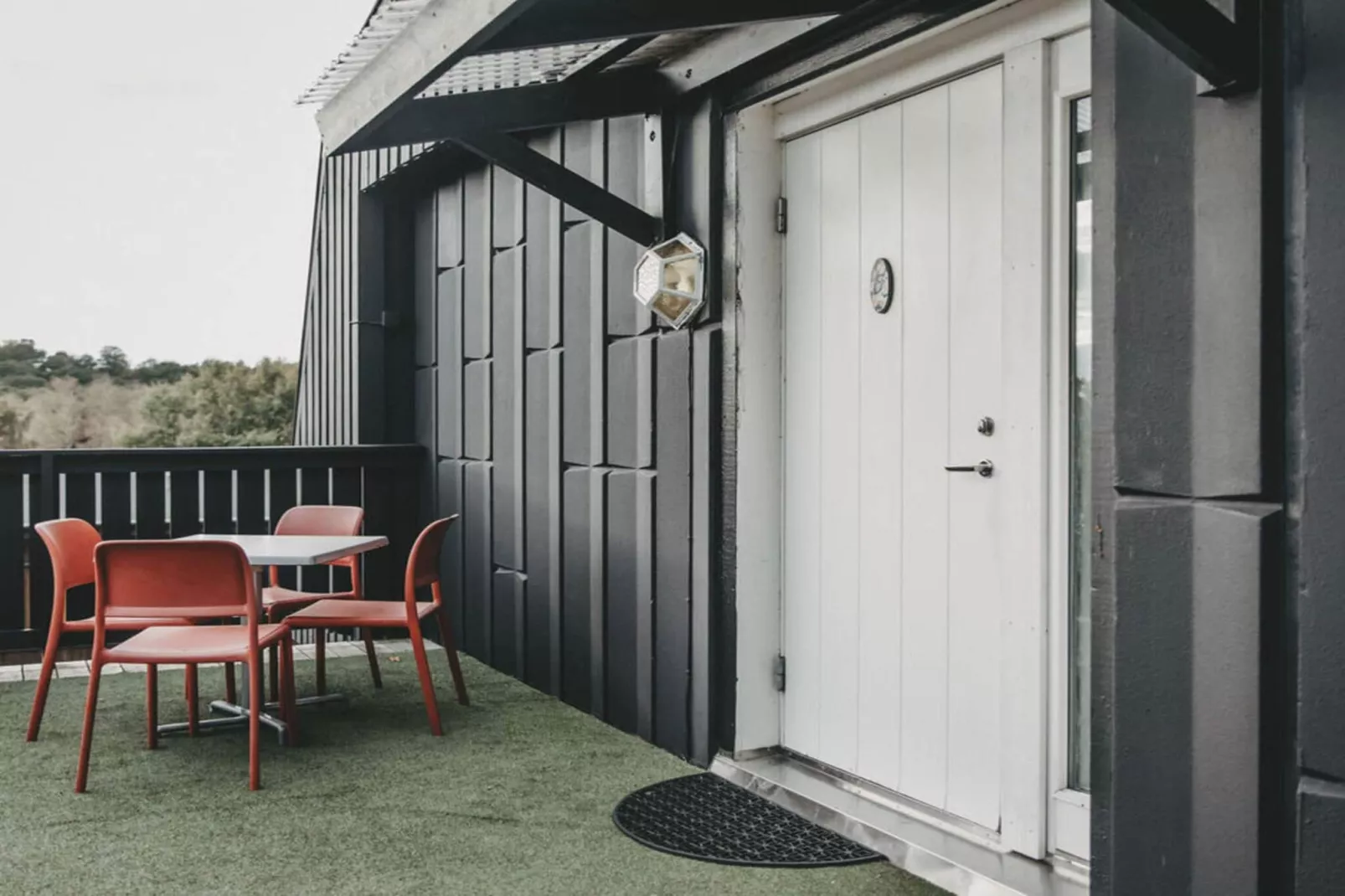 Inviting hotel room with free breakfast-Outdoor