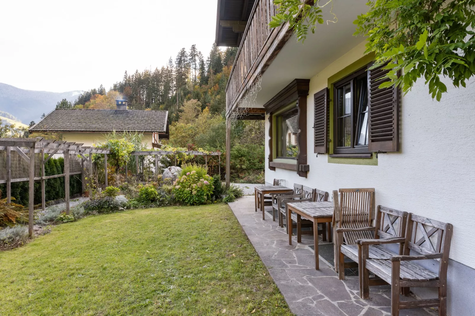 Chalet Ullach L-Exterior summer