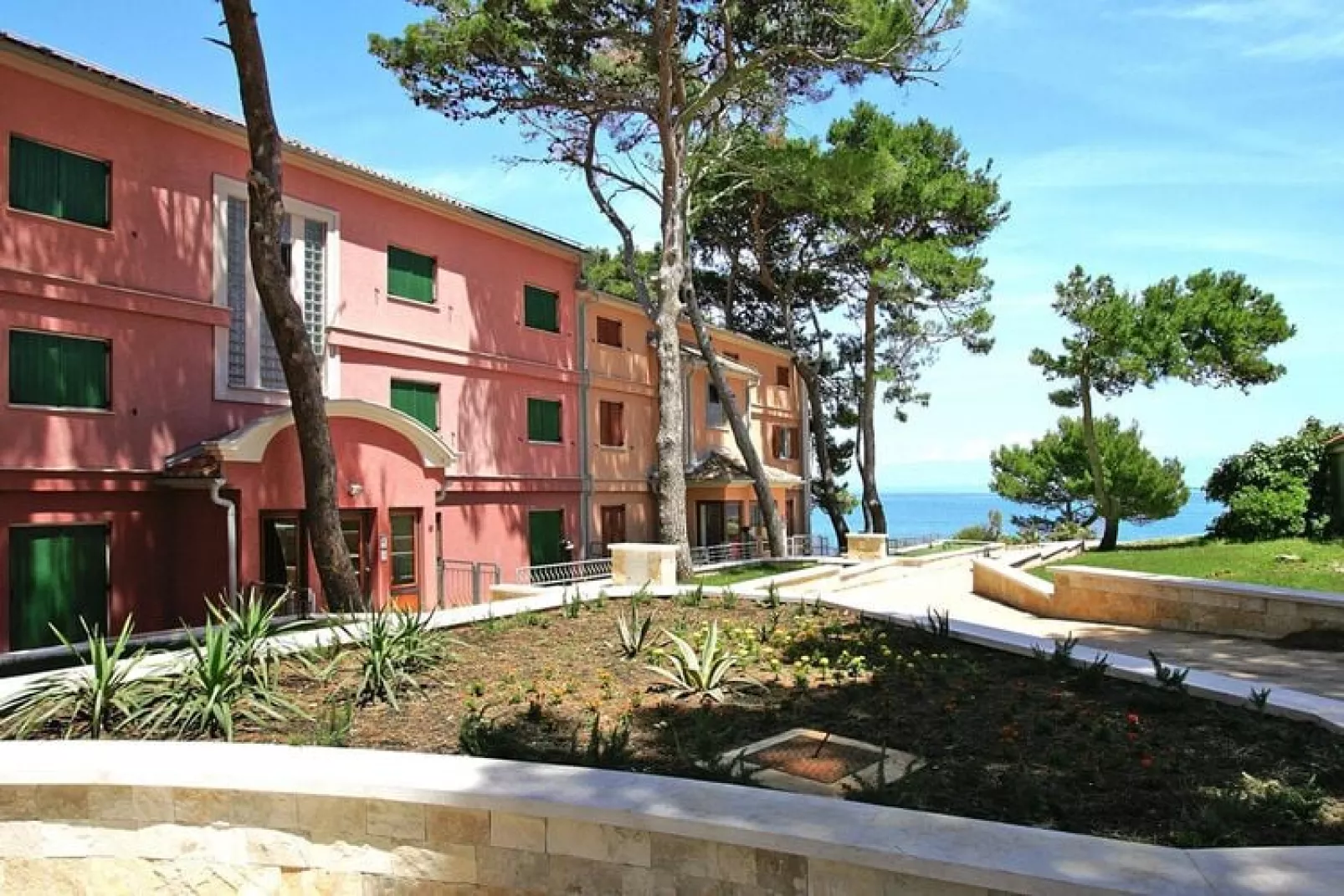 Apartments Punta, Veli Losinj-2-Raum-App., A1 (2+1), ca. 37 qm, für 3 Pers.-Exterior summer