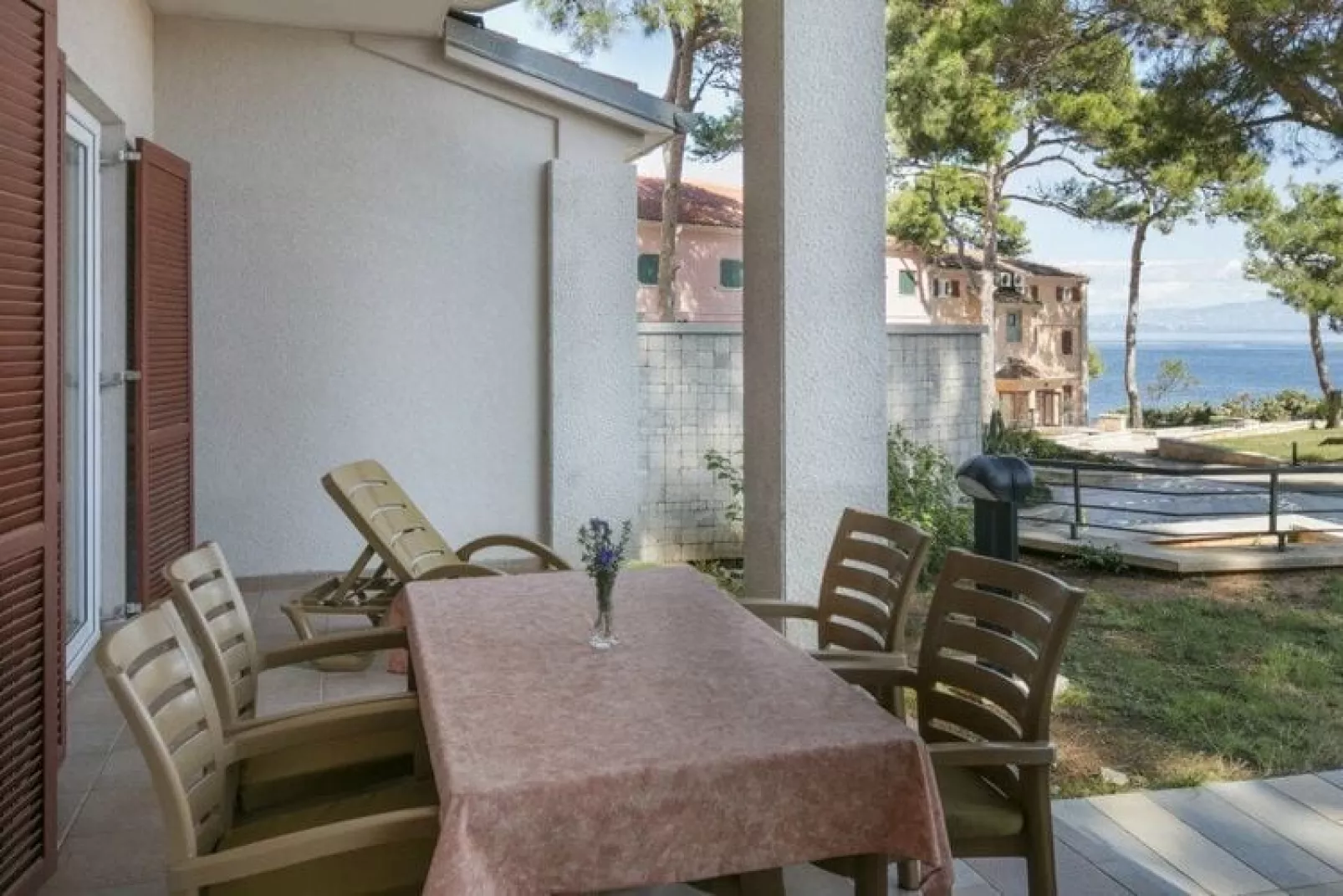 Apartments Punta, Veli Losinj-2-Raum-App., A1 (2+1), ca. 37 qm, für 3 Pers.-Terrace balcony