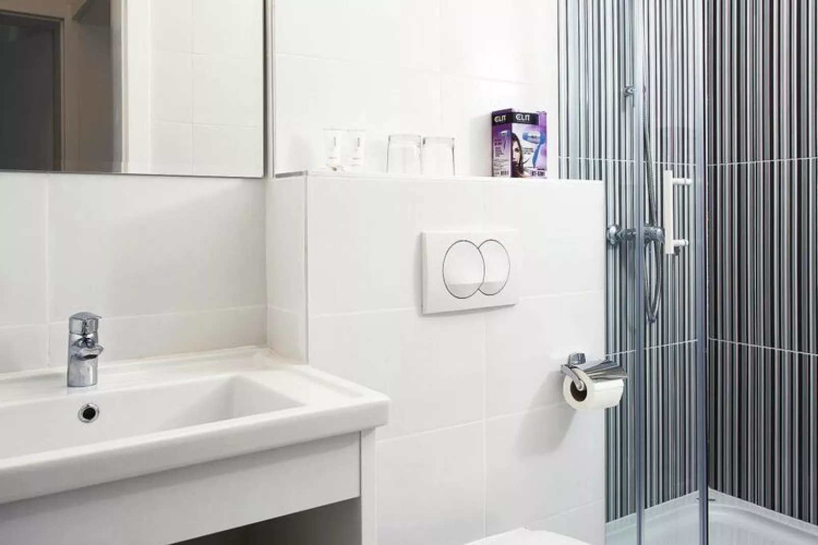 Apartments Aminess Port 9 Residence Korcula-Type A4 Vinea-Bathroom