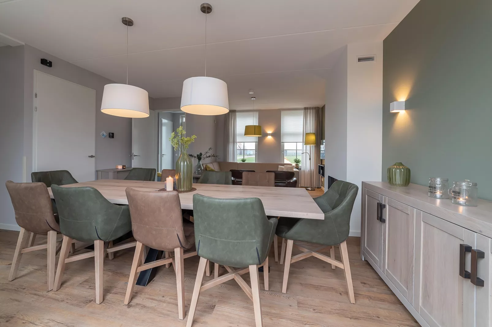 Zeeuwse Pracht 8 pers-Living room