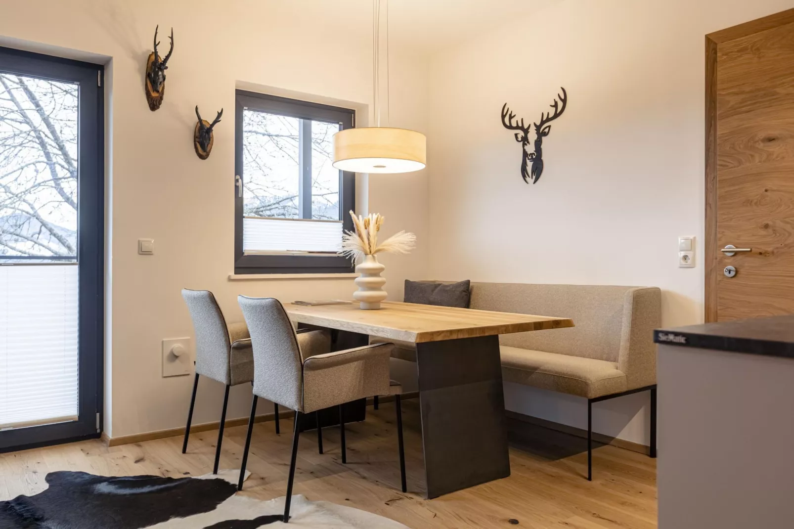 Hideaway Dachstein West 4-Dining room