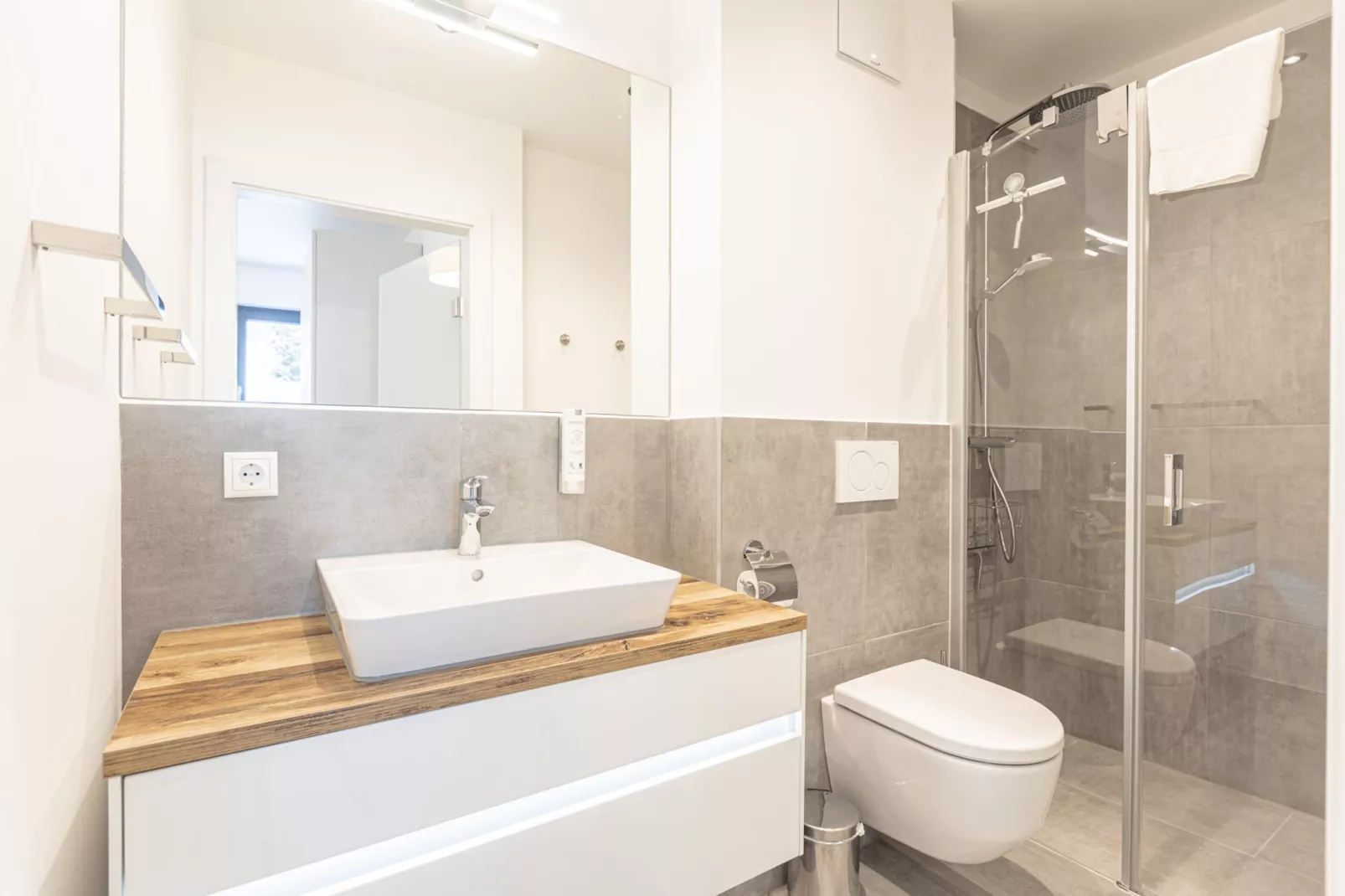 Hideaway Dachstein West 6-Bathroom