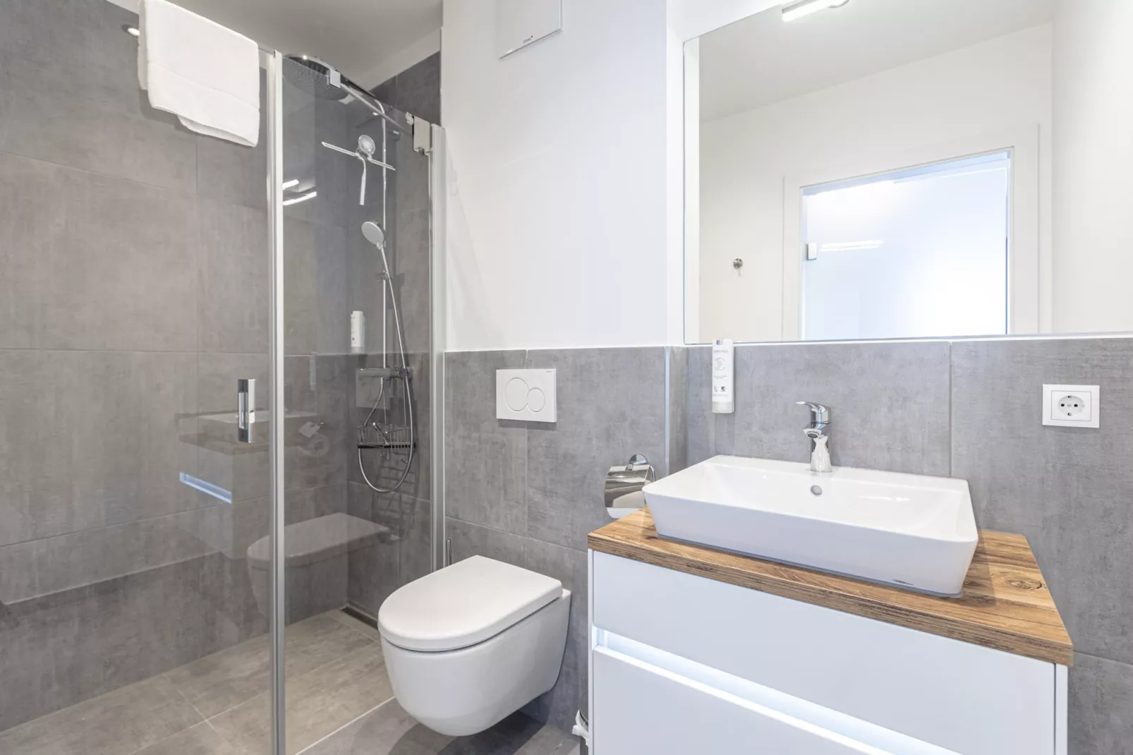 Hideaway Dachstein West 6-Bathroom