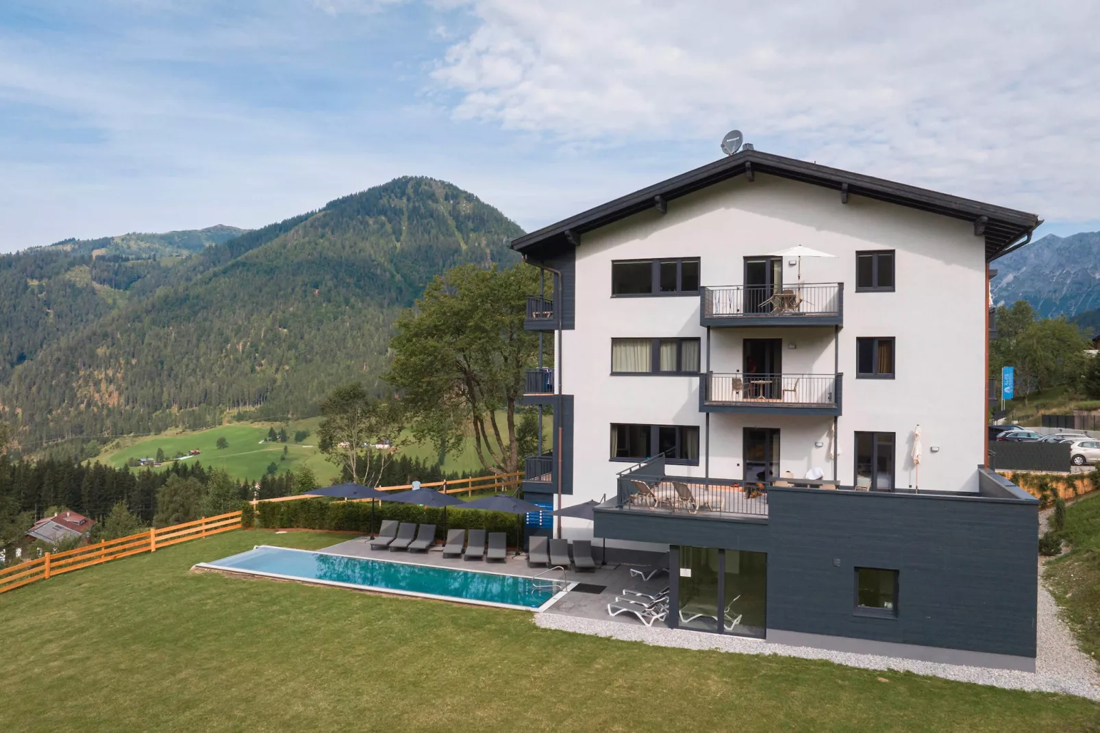 Hideaway Dachstein West 6-Exterior summer
