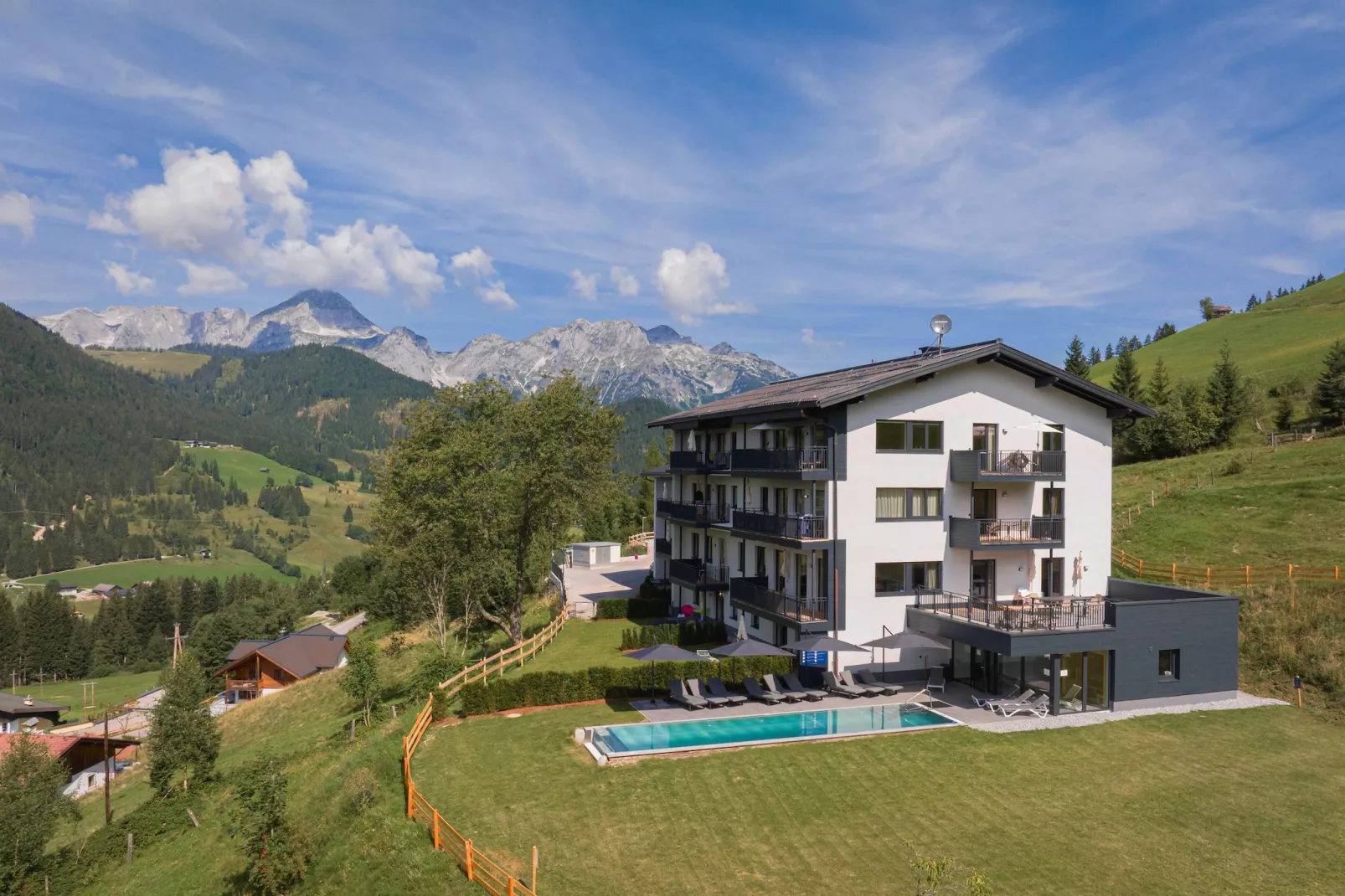 Hideaway Dachstein West 6-Exterior summer