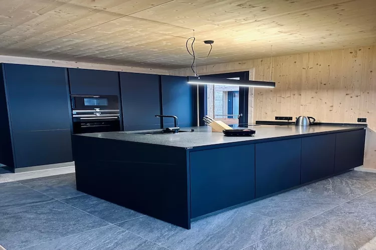 Kreischberg Pool Villen 8-Kitchen
