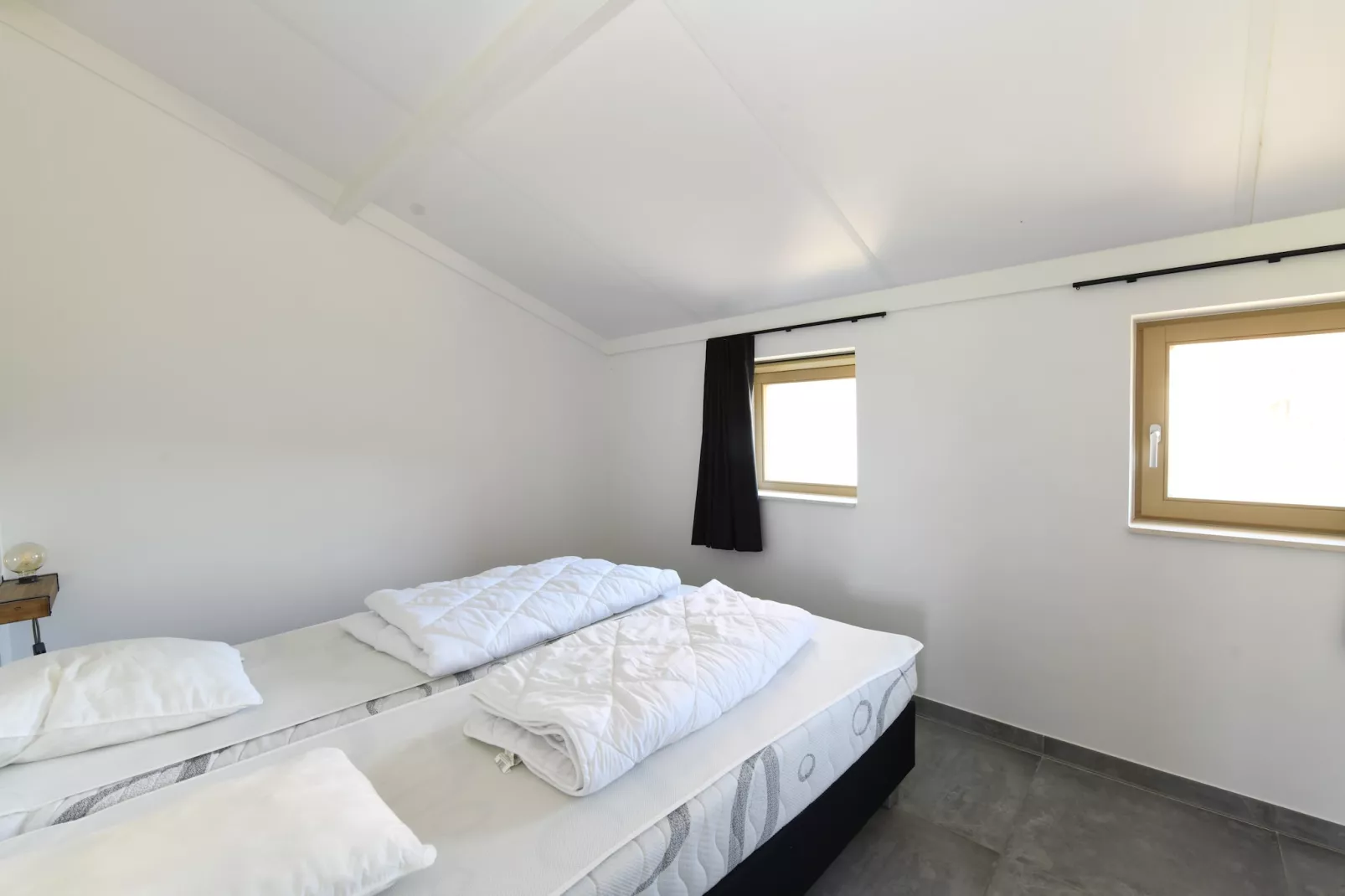 W1-Bedroom