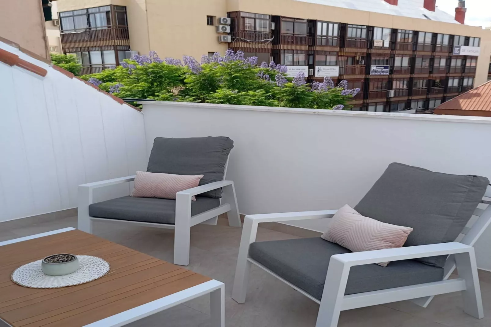 Atico Novamar vistas a la montaña-Terrassenbalkon
