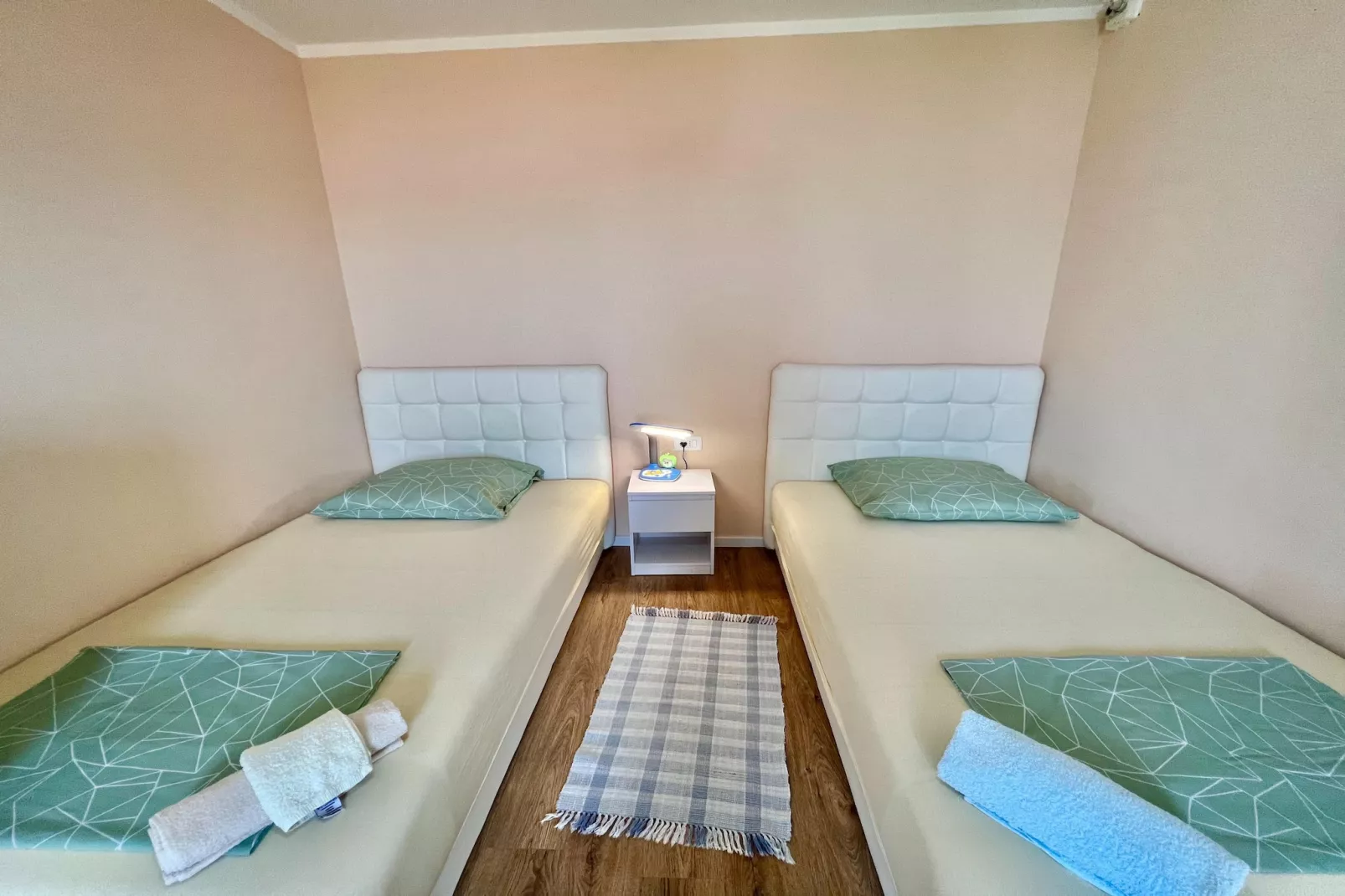 Holiday House Fay-Bedroom