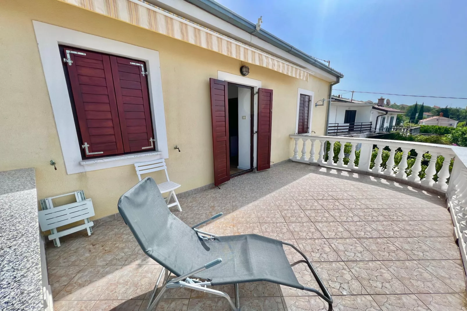 Holiday House Fay-Terrace balcony