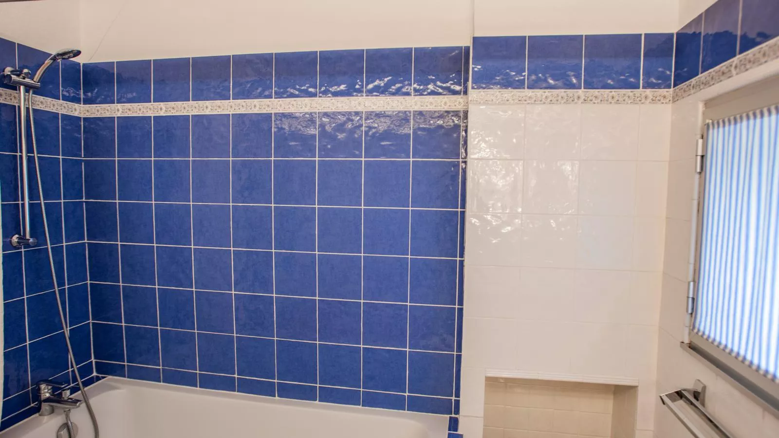La porteuse deau-Bathroom