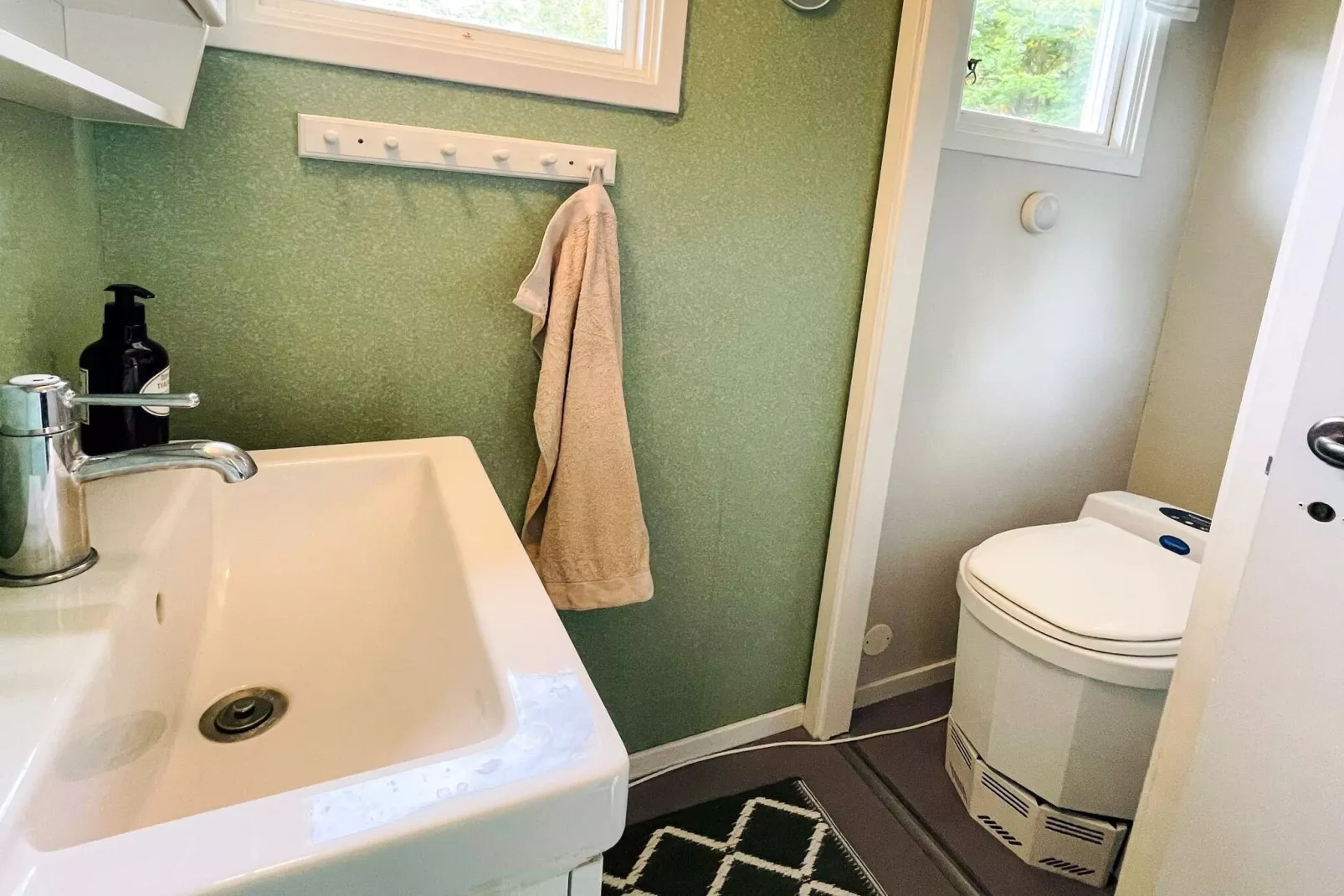 6 person holiday home in HENÅN-Indoor