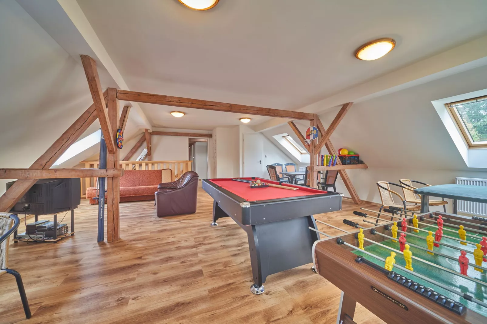 Lampertice-Recreation room