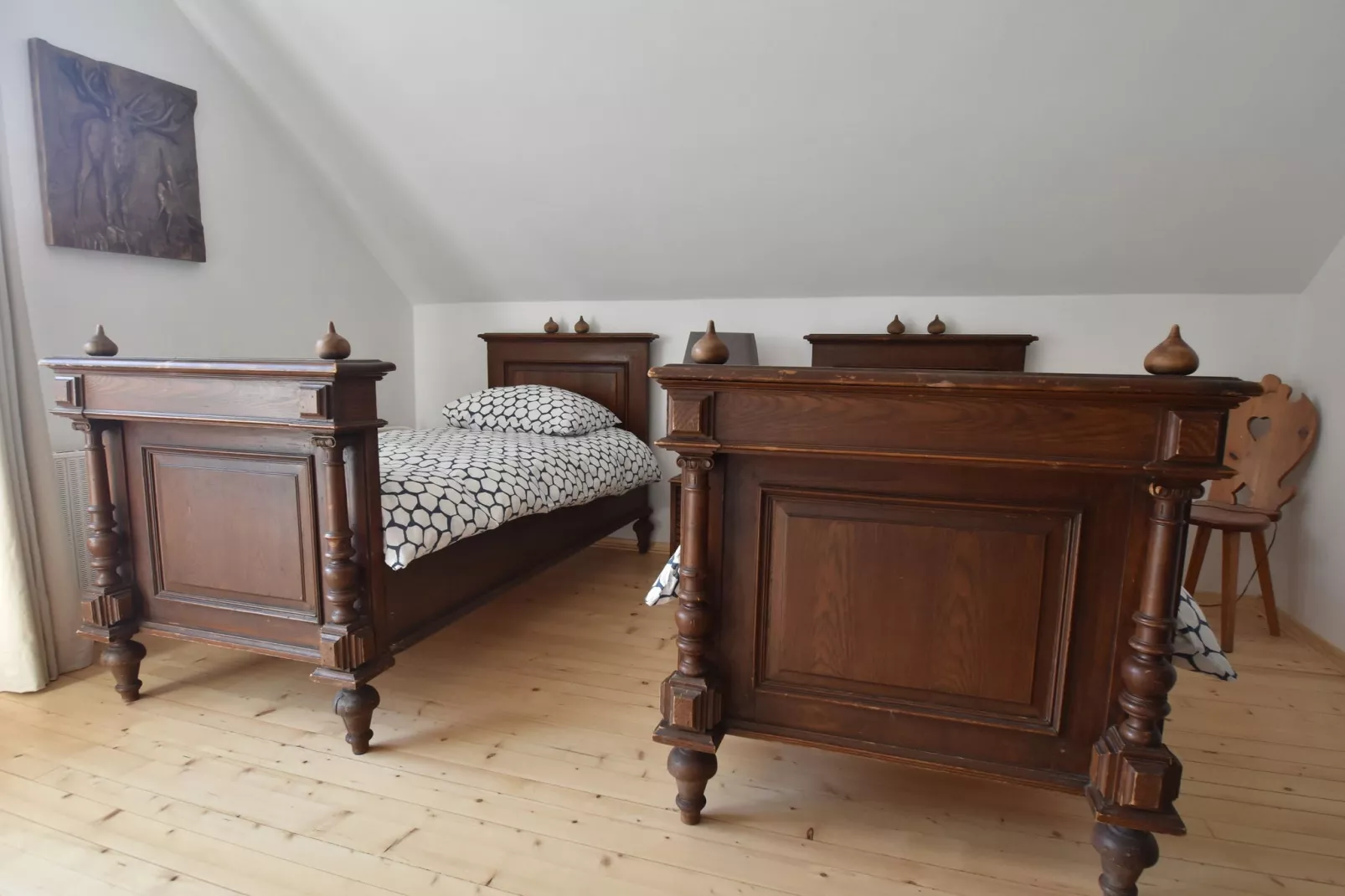 Antonio-Bedroom
