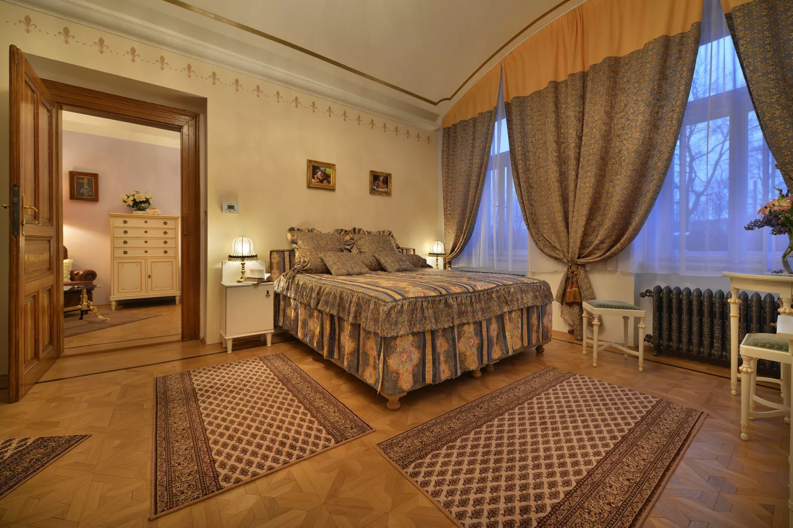 Dalia B-Living room