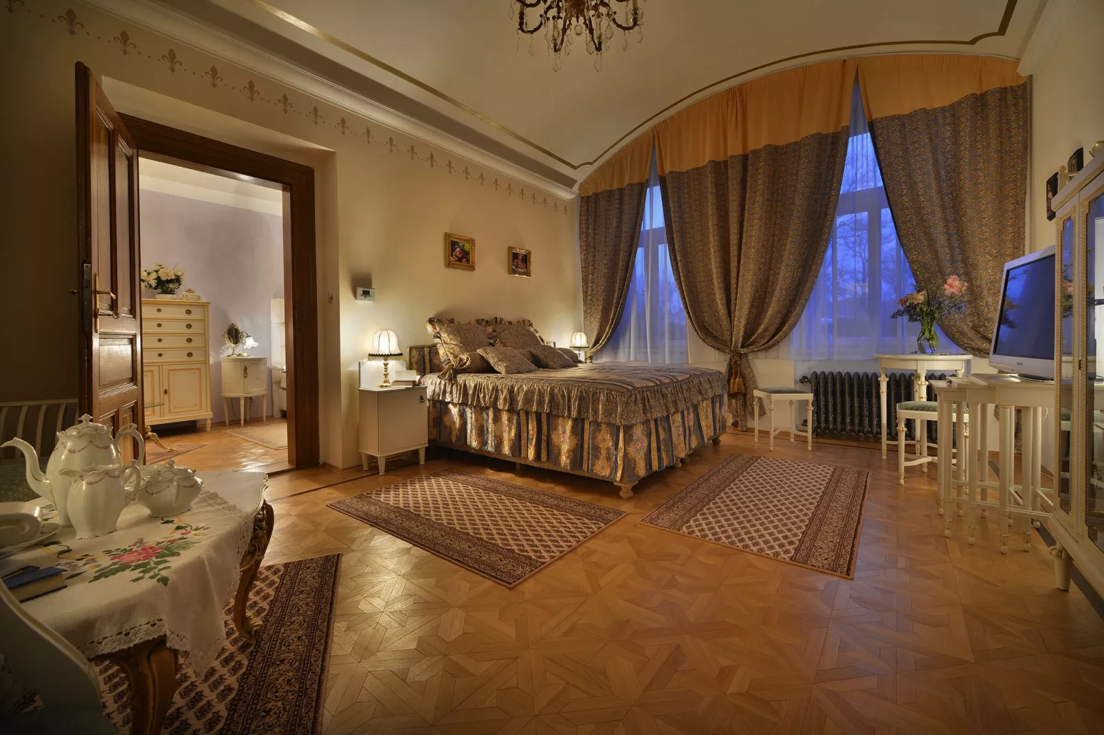 Dalia B-Living room