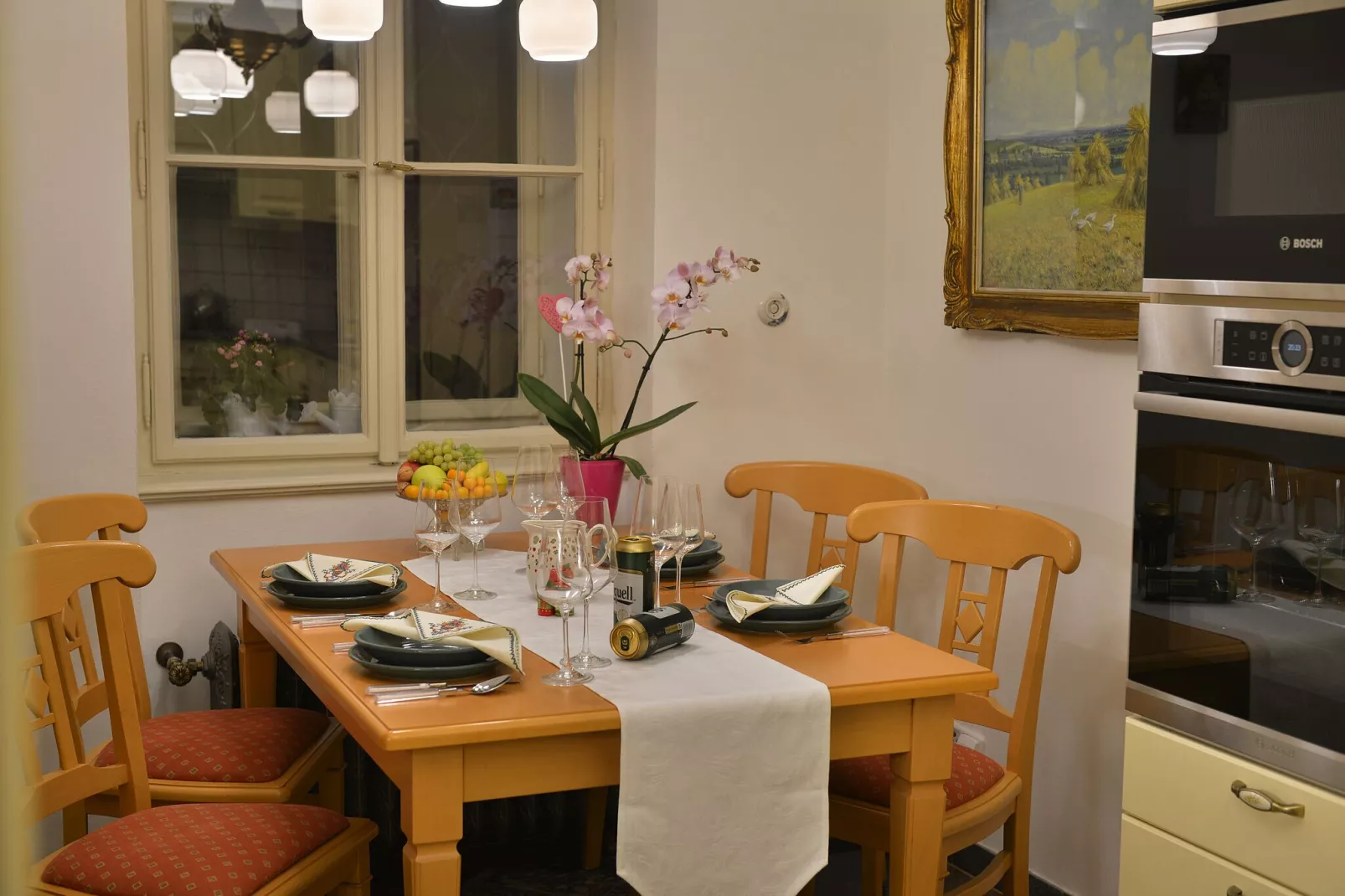 Dalia B-Dining room