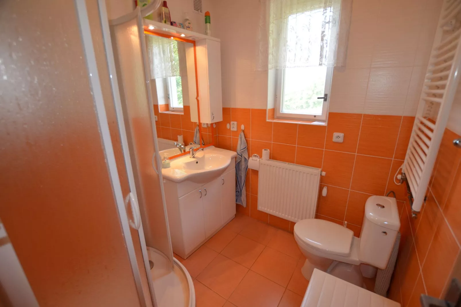Mirka-Bathroom