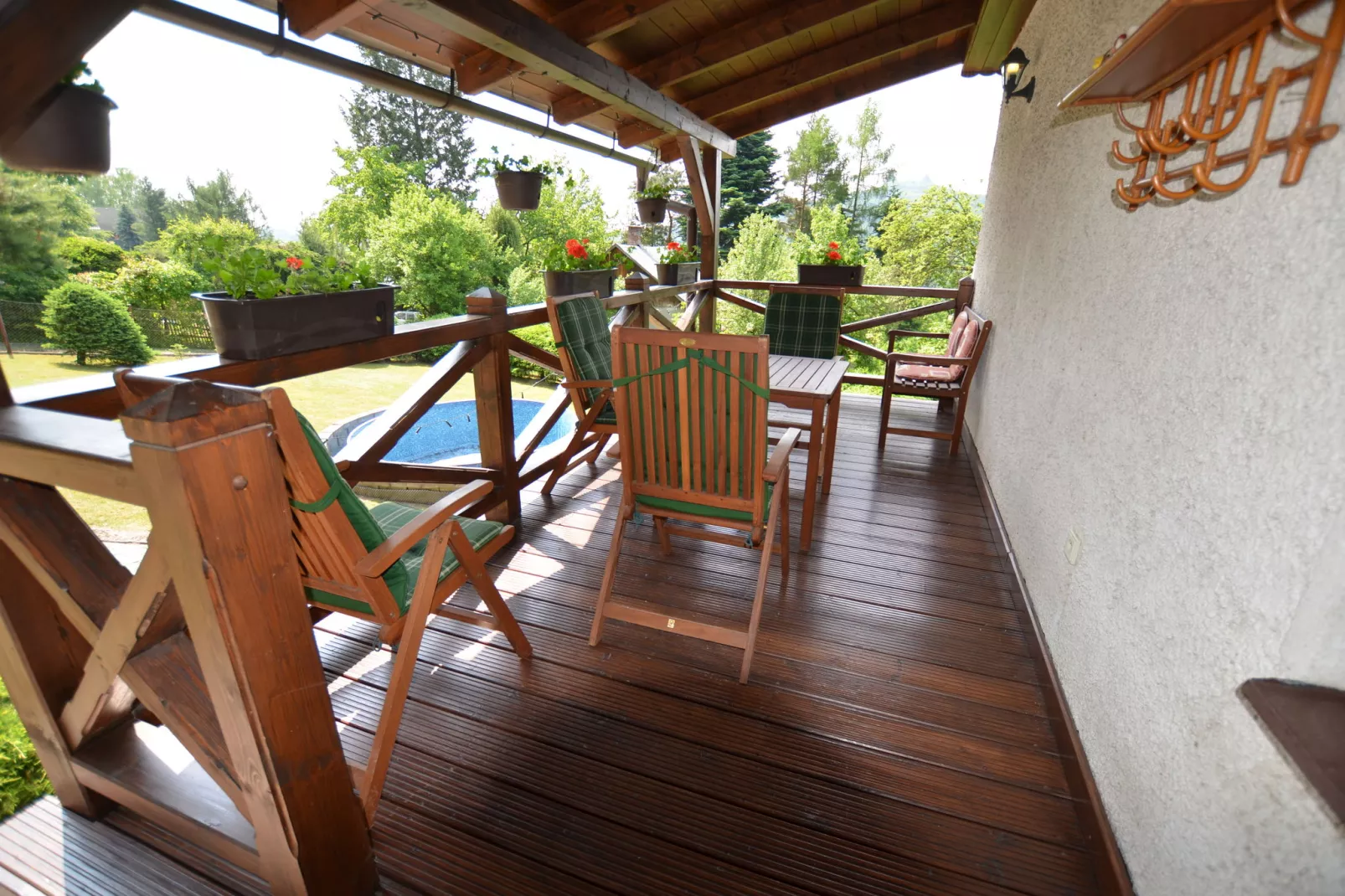Mirka-Terrace balcony