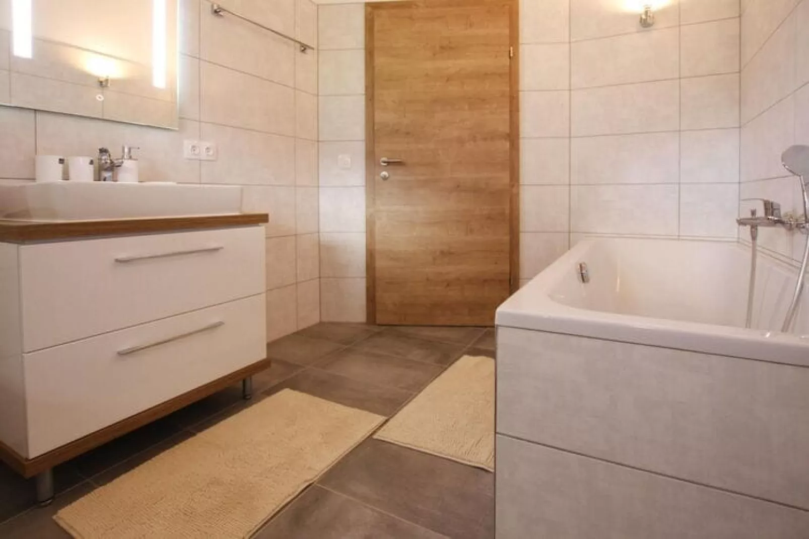 Chalet Gamsknogel Inzell-Bathroom