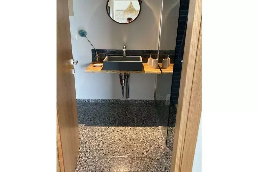 376773-Non étiqueté
