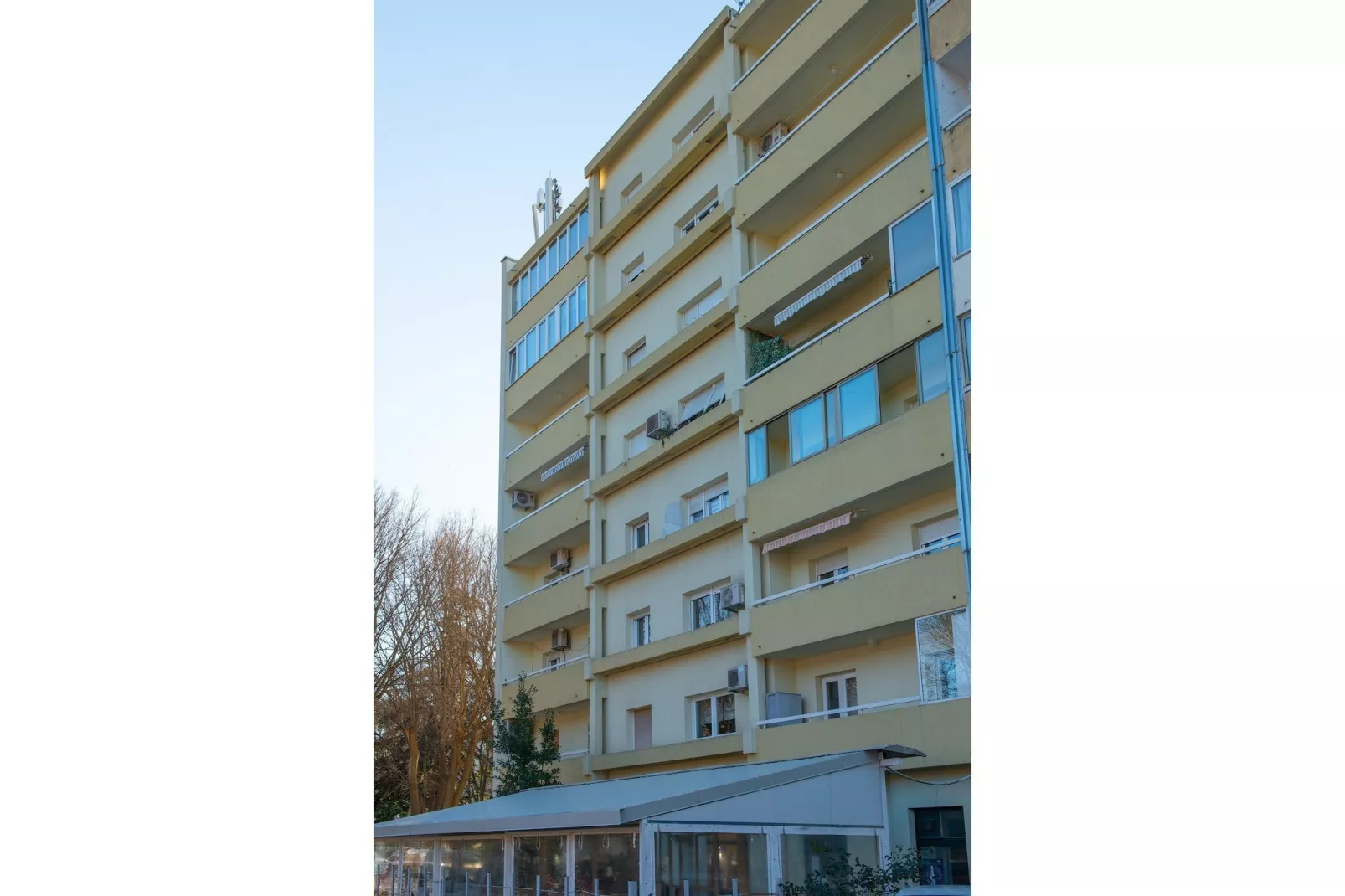 Apartment Point - Two Bedroom Apartment with Balcony-Outdoor
