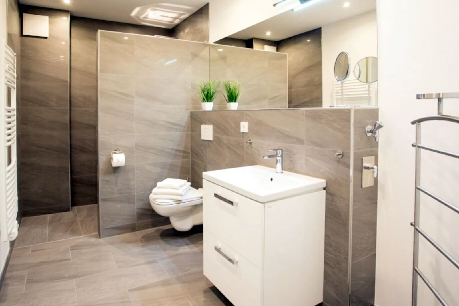 Apartment 65 qm mit Spreeblick-Bathroom