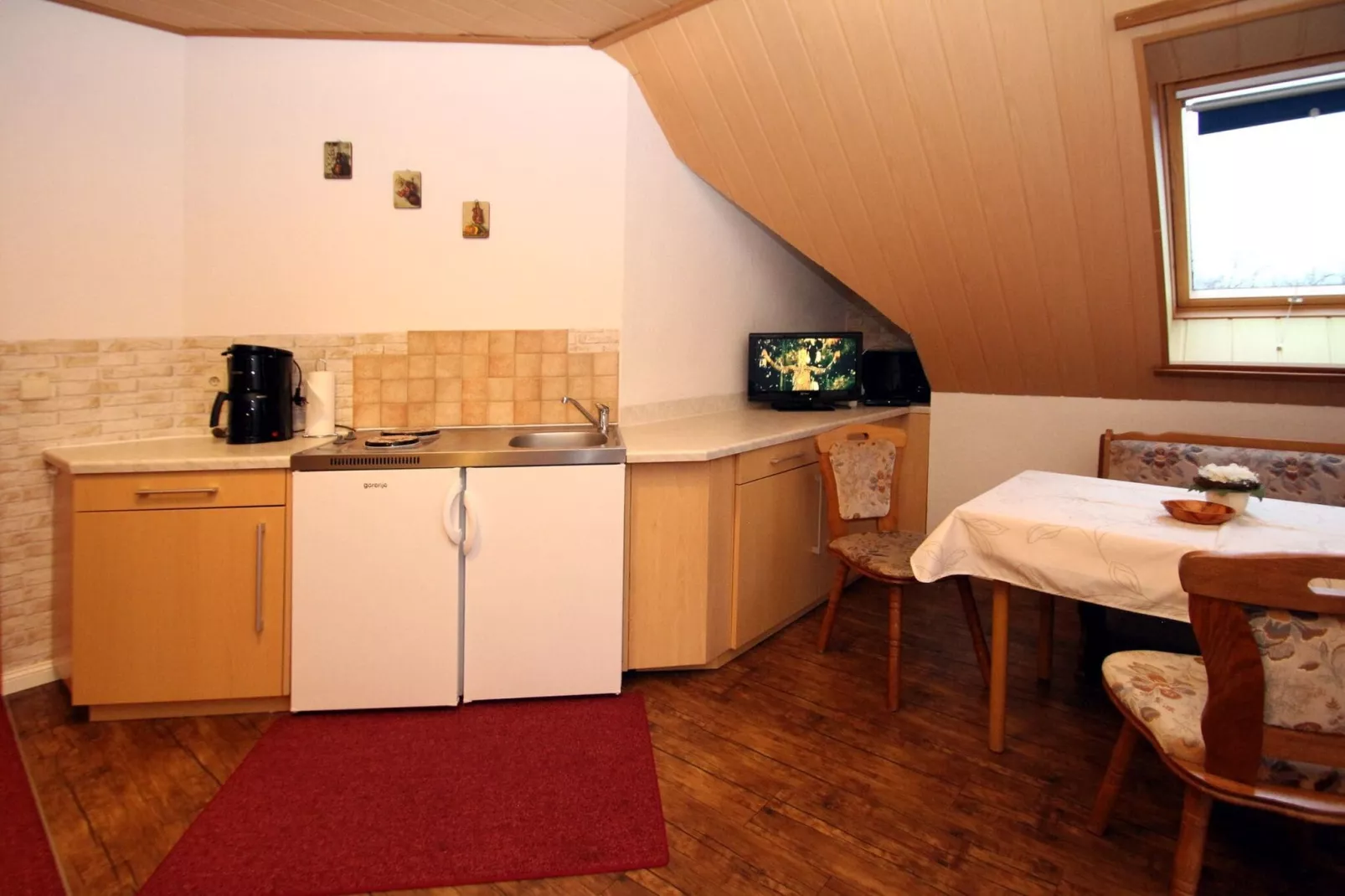 Ferienwohnung im OG in Alt Zauche-Kitchen