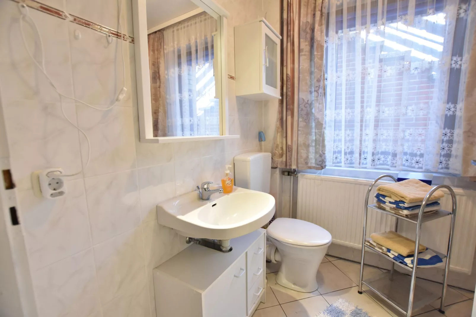 Jutta-Bathroom