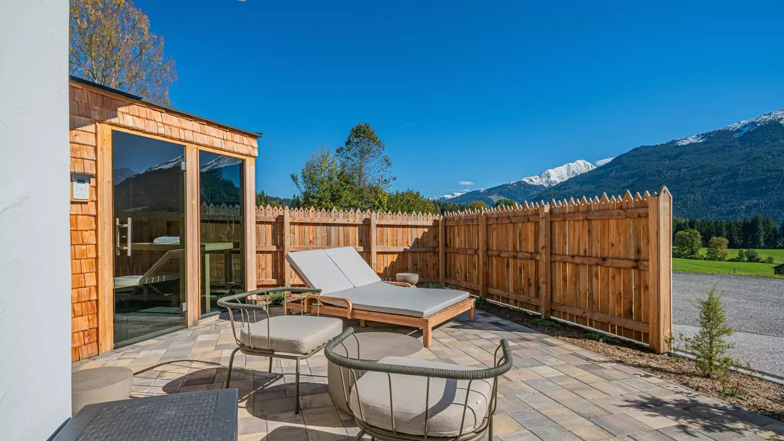 Premium XL-Terrassenbalkon