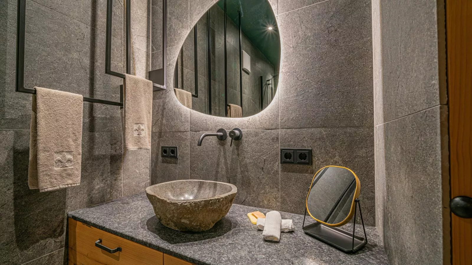 Premium Apartment Almrausch-Bathroom