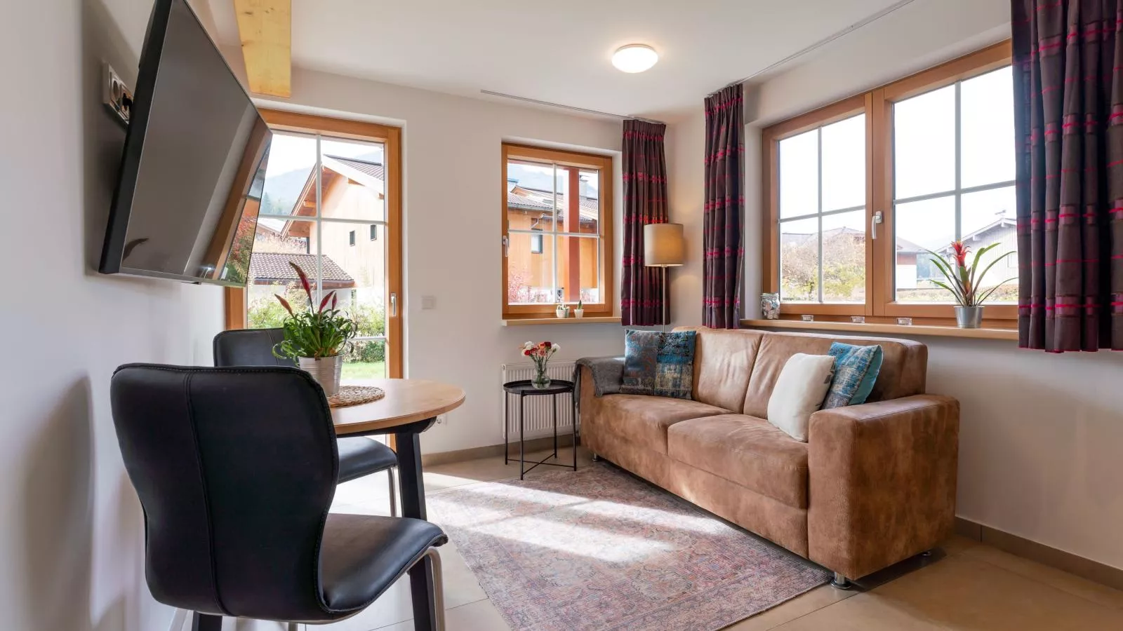 Sion 1-Living room