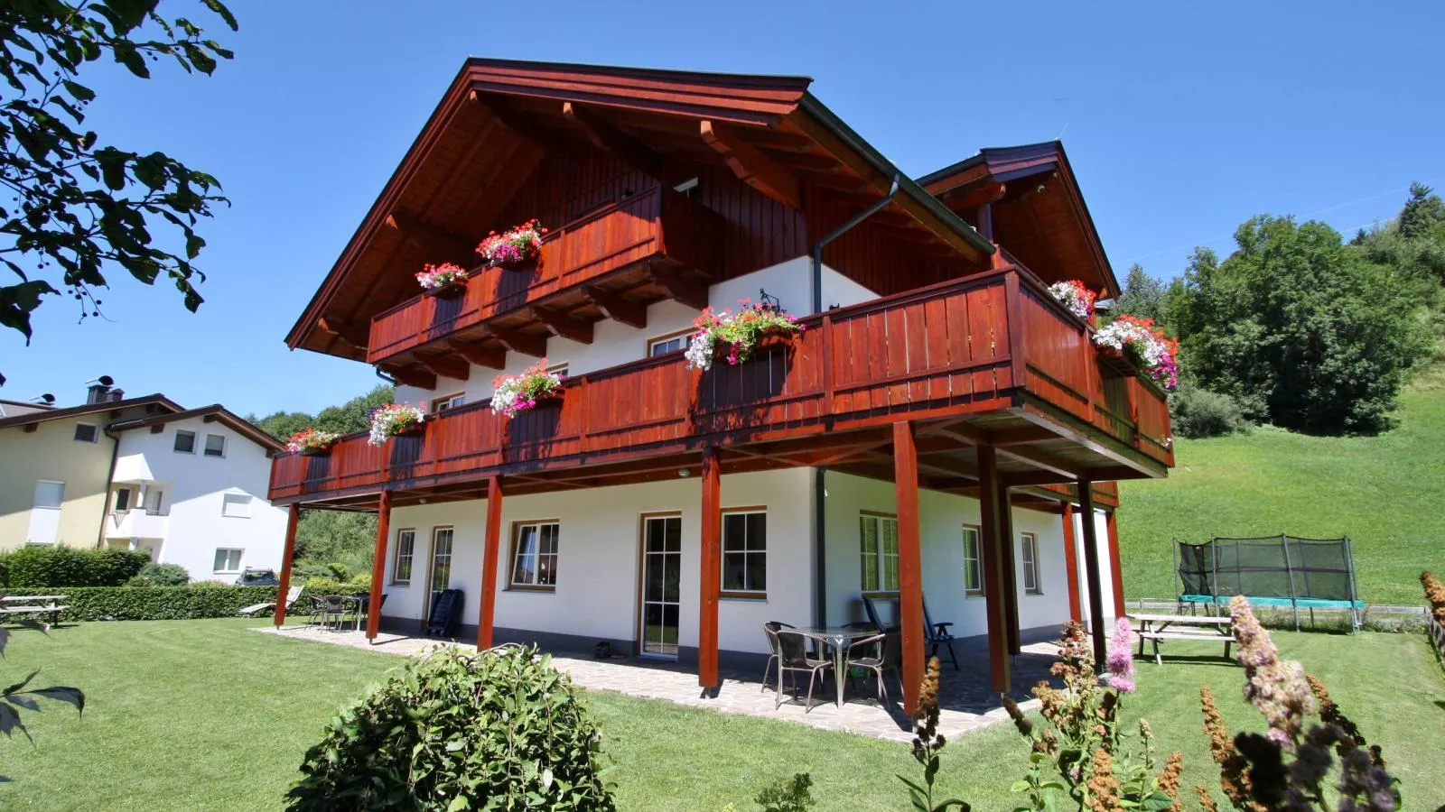 Sion 1-Exterior summer