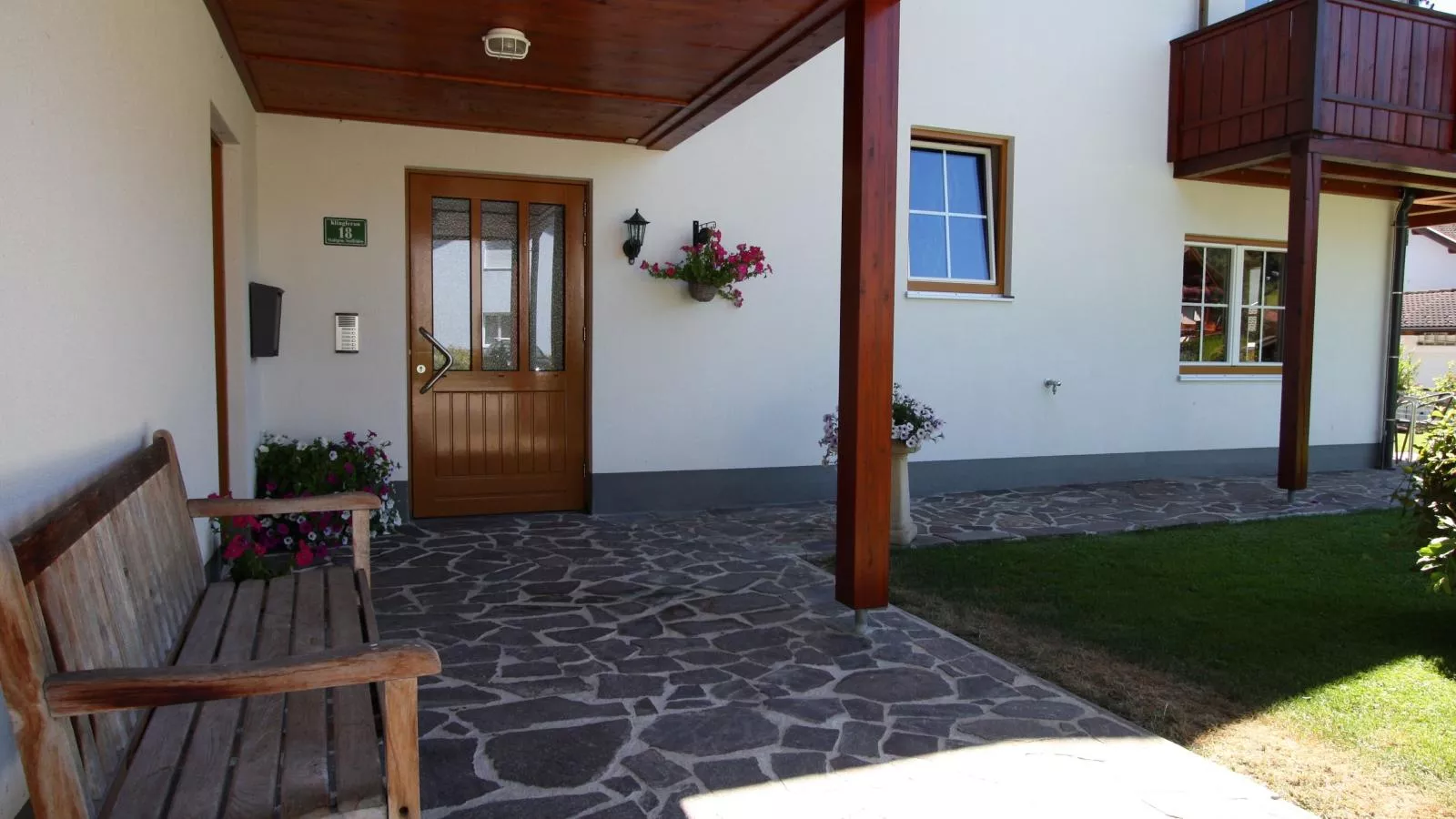 Sion 2-Outdoor