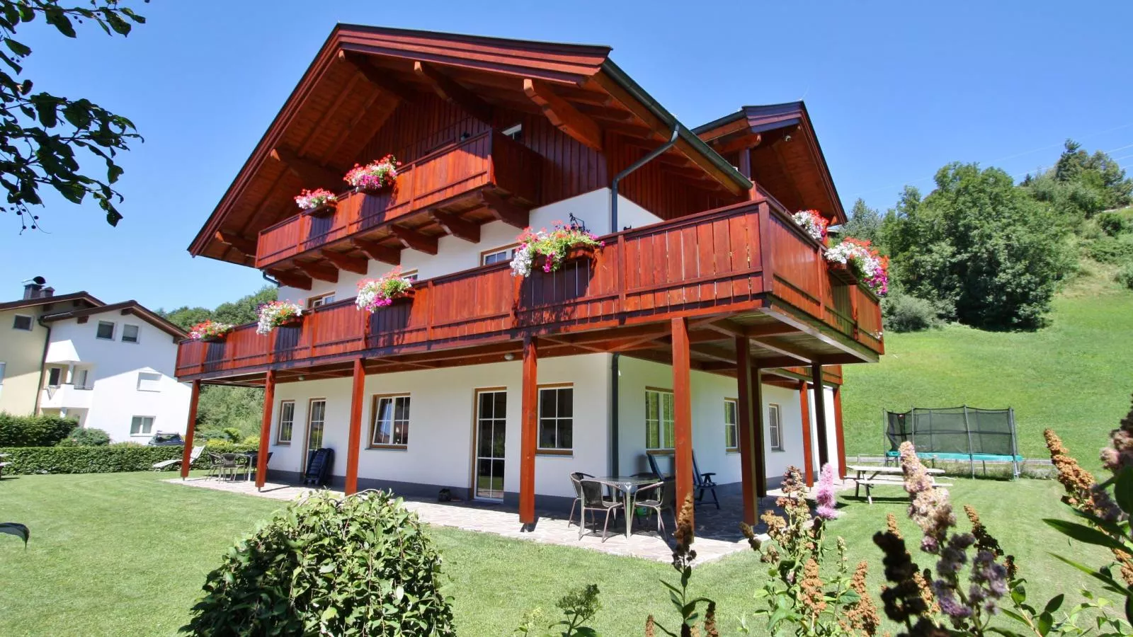Sion 2-Exterior summer