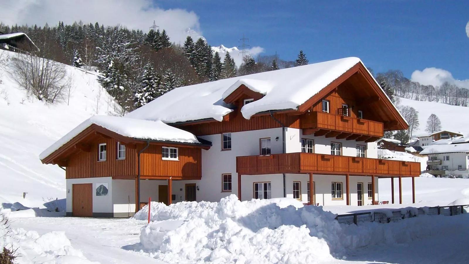 Sion 3-Exterior winter