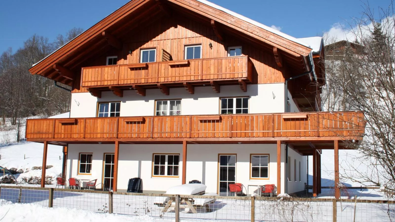Sion 3-Exterior winter