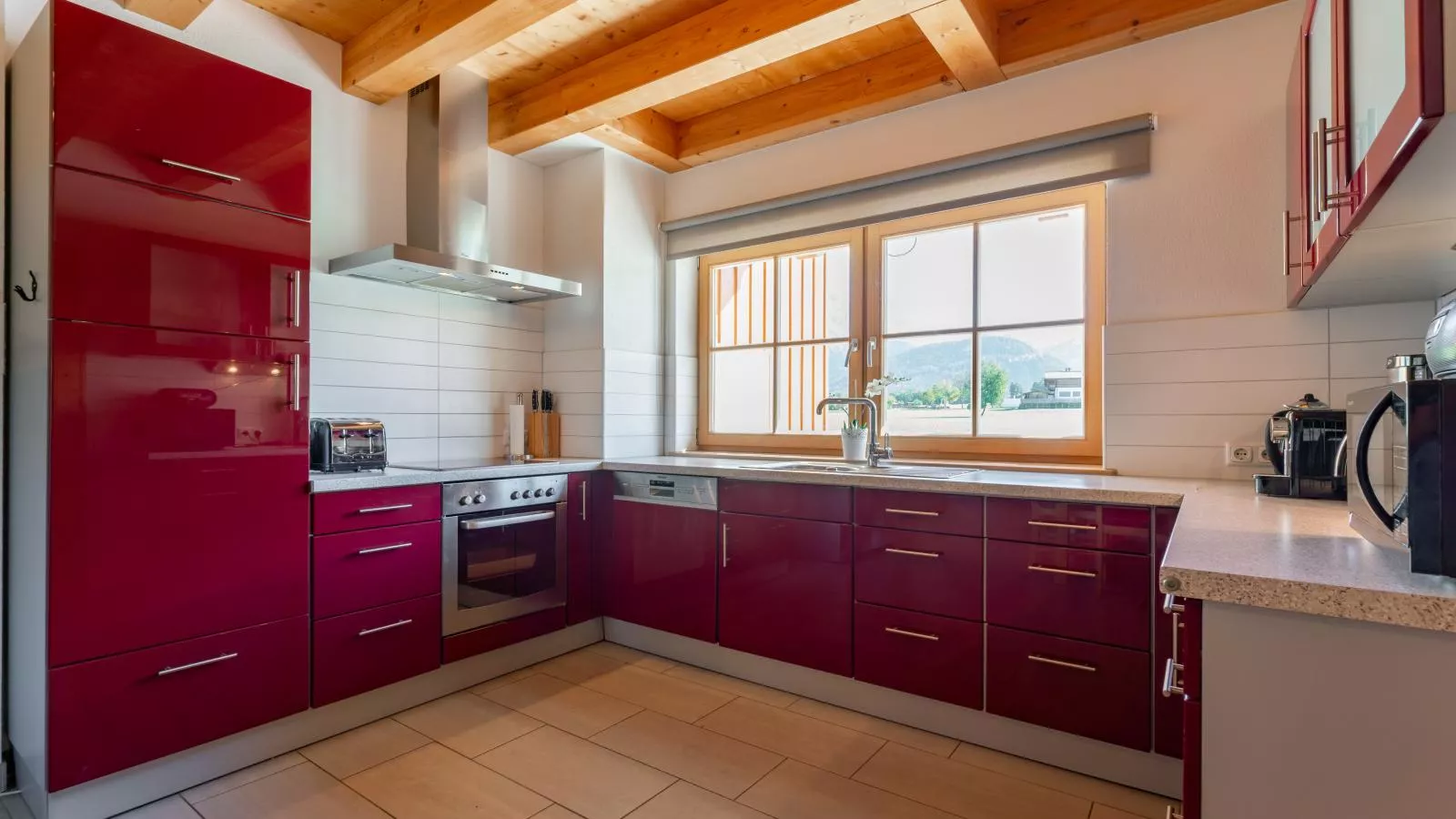 Maxima I - Ski in - Ski Out-Kitchen