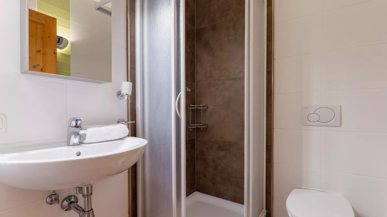 Maxima II - Ski in - Ski Out-Bathroom