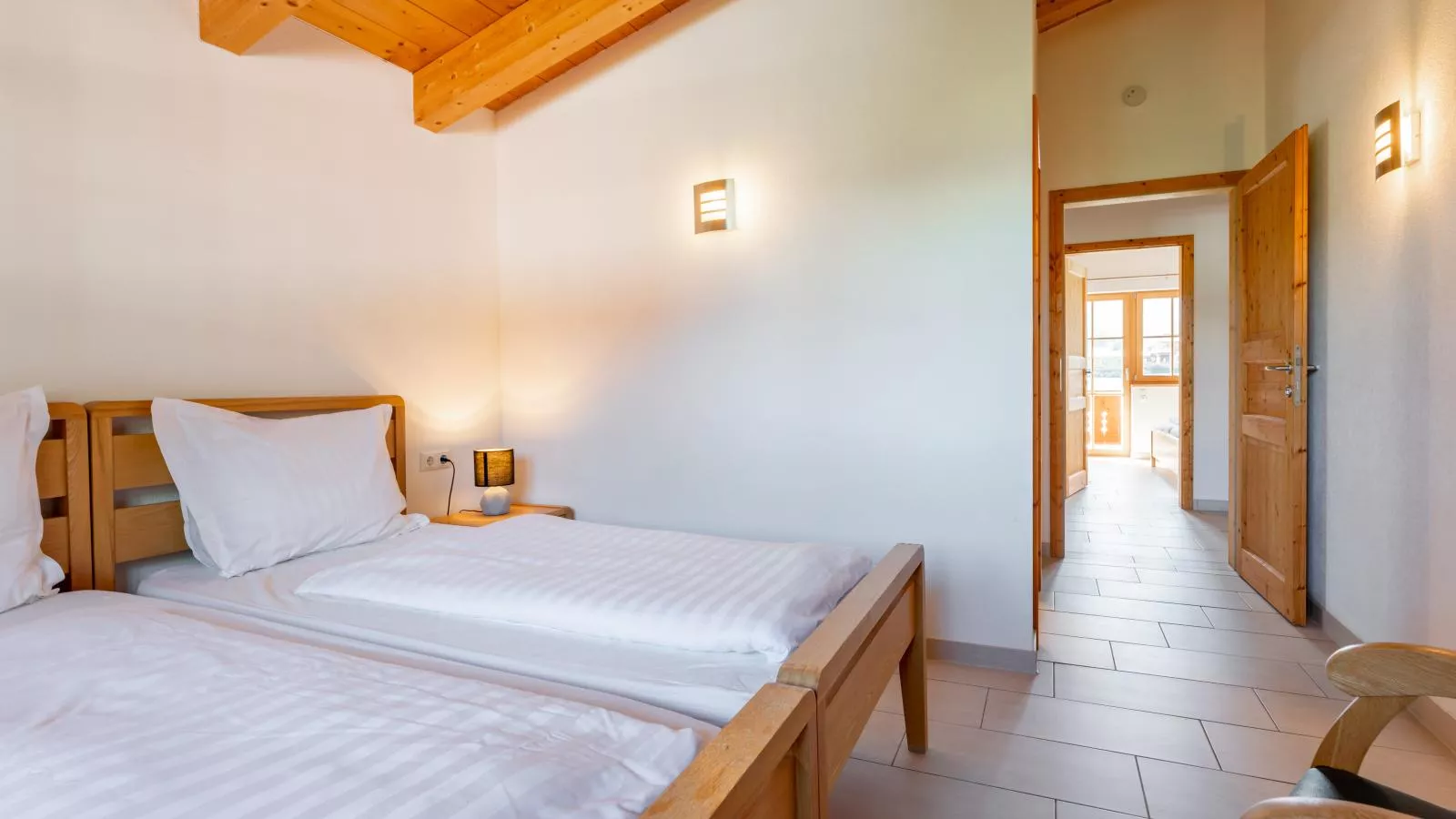Maxima II - Ski in - Ski Out-Bedroom